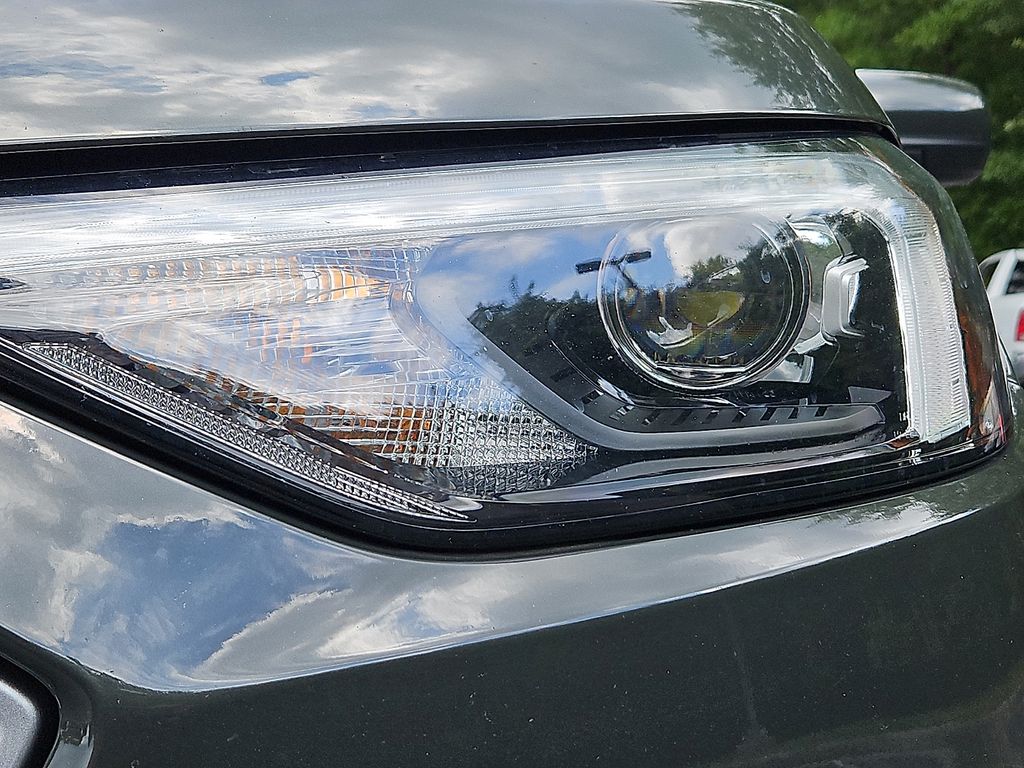 Thumbnail: 2023 Ford Edge - 15