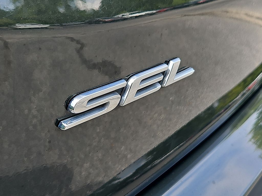 Thumbnail: 2023 Ford Edge - 7