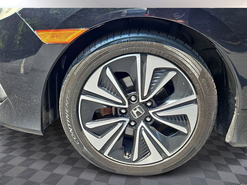 Thumbnail: 2017 Honda Civic - 8