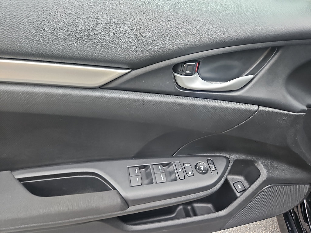 Thumbnail: 2018 Honda Civic - 21