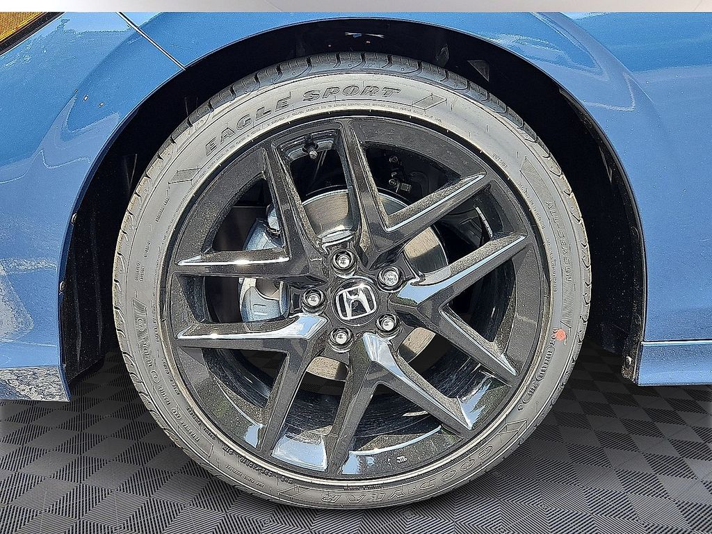 Thumbnail: 2026 Honda Civic - 5