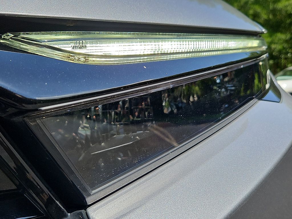 Thumbnail: 2023 Honda CR-V - 21