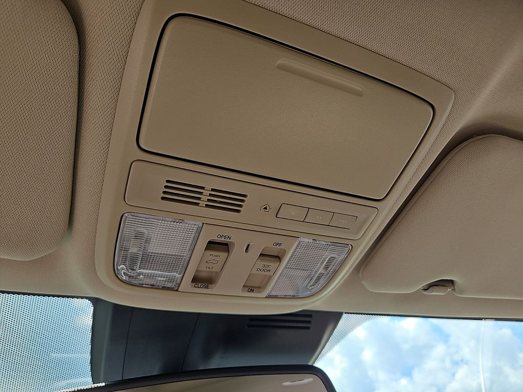 Thumbnail: 2018 Honda CR-V - 28