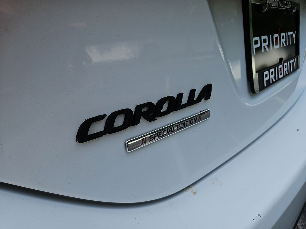 Thumbnail: 2016 Toyota Corolla - 7