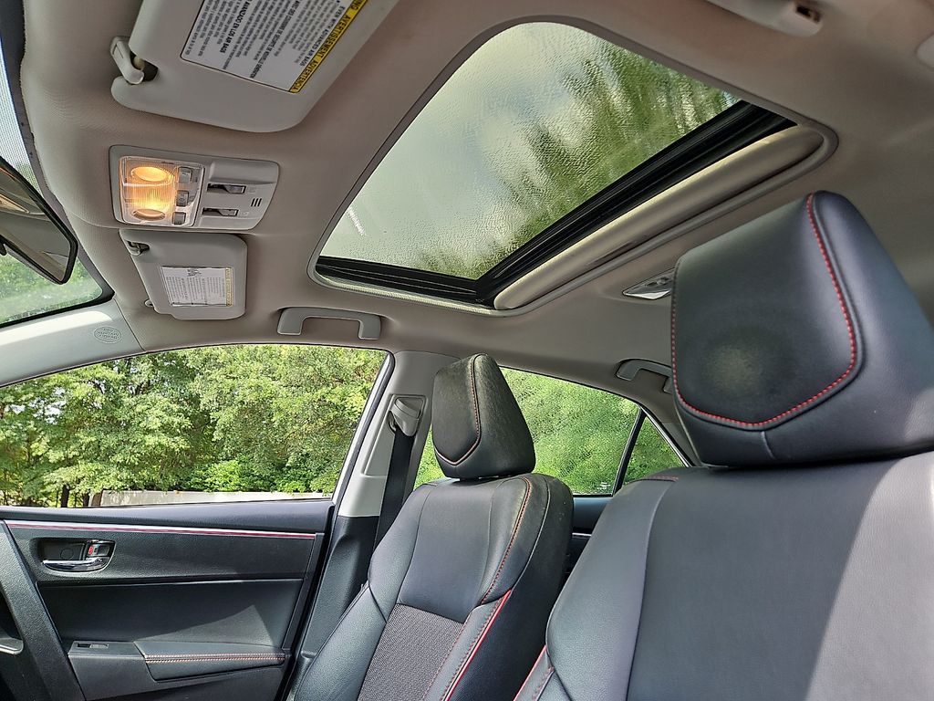 Thumbnail: 2016 Toyota Corolla - 22