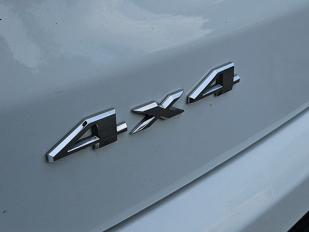 Thumbnail: 2023 Jeep Compass - 6