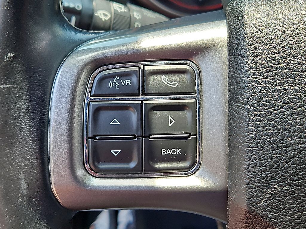 Thumbnail: 2019 Dodge Journey - 25