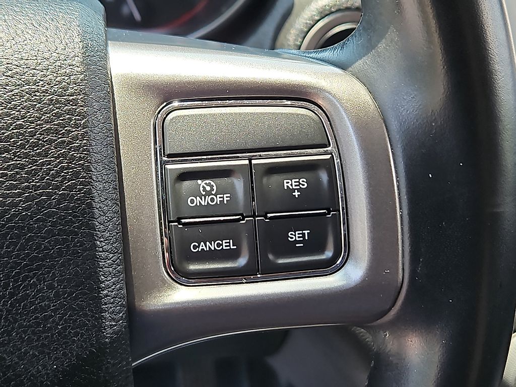 Thumbnail: 2019 Dodge Journey - 26