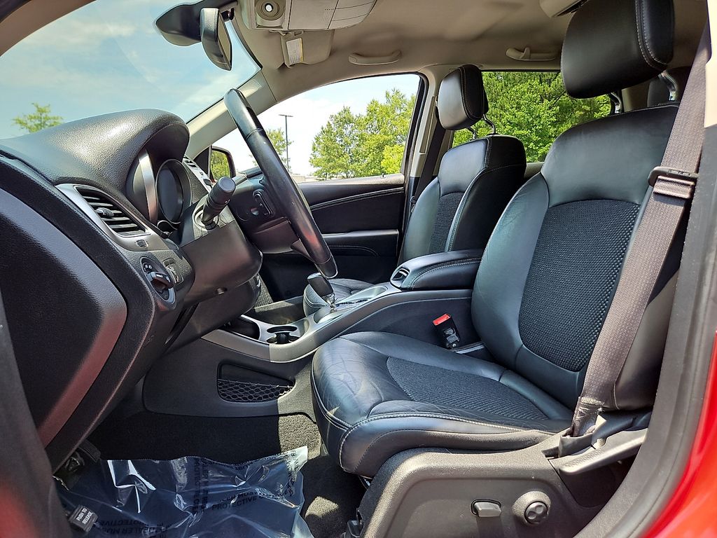 Thumbnail: 2019 Dodge Journey - 11