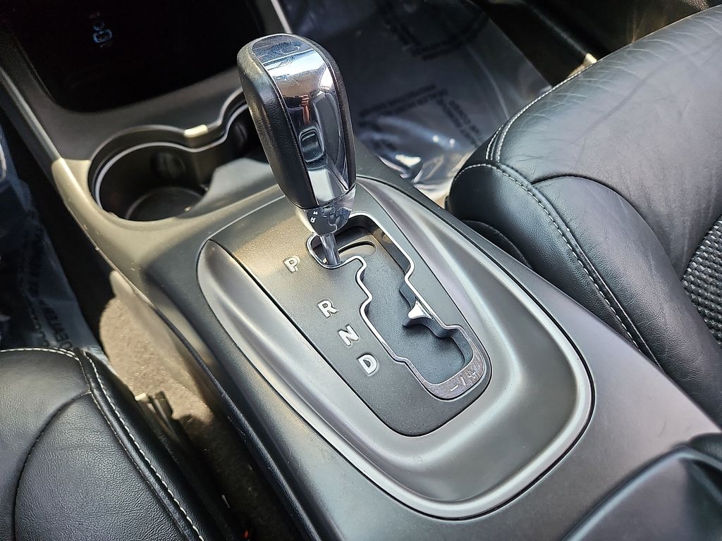 Thumbnail: 2019 Dodge Journey - 14