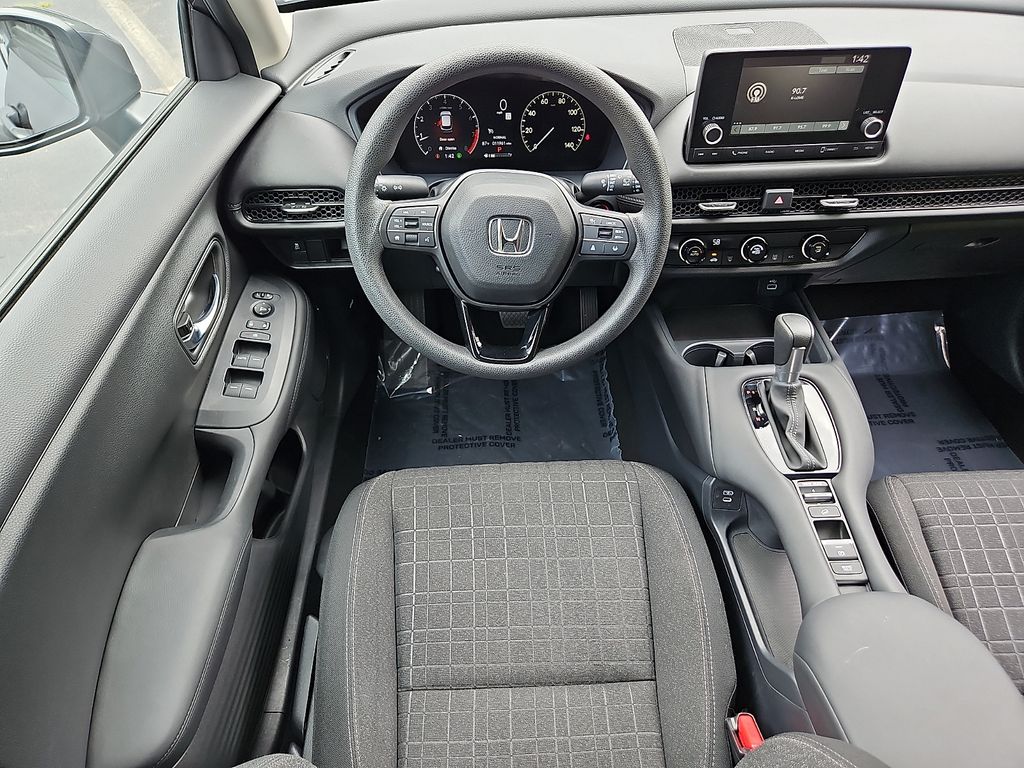 Thumbnail: 2025 Honda HR-V - 2
