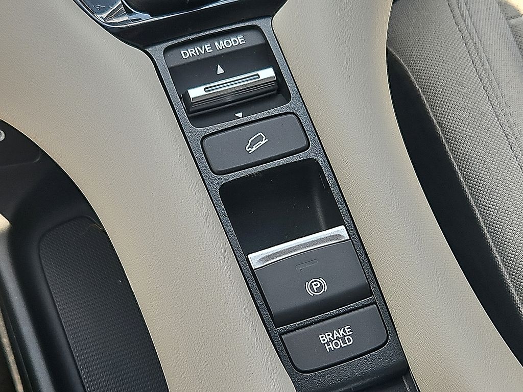 Thumbnail: 2027 Honda HR-V - 11