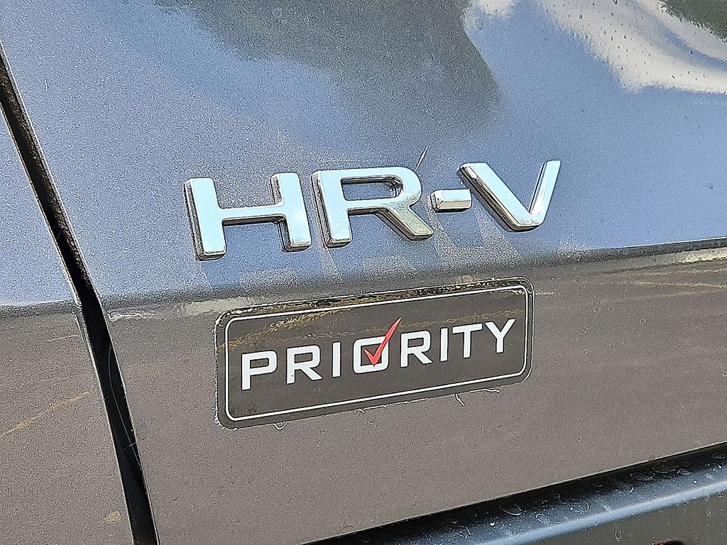 Thumbnail: 2027 Honda HR-V - 4