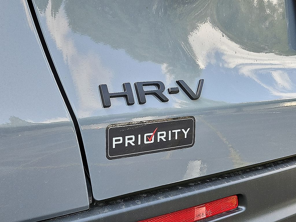 Thumbnail: 2027 Honda HR-V - 4