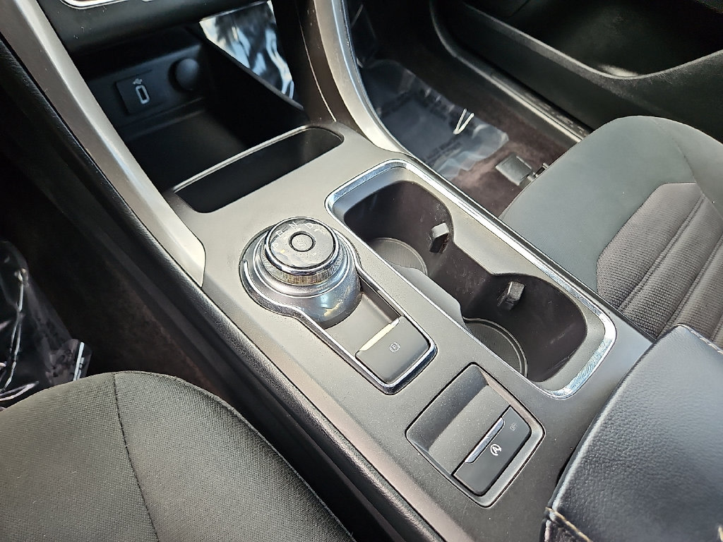 Thumbnail: 2017 Ford Fusion - 14