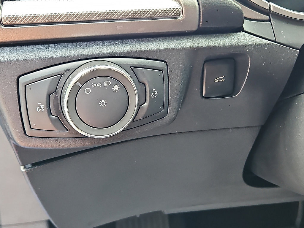Thumbnail: 2017 Ford Fusion - 26