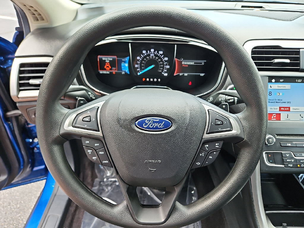 Thumbnail: 2017 Ford Fusion - 3