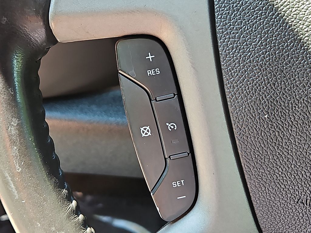 Thumbnail: 2009 Chevrolet Silverado 1500 - 21