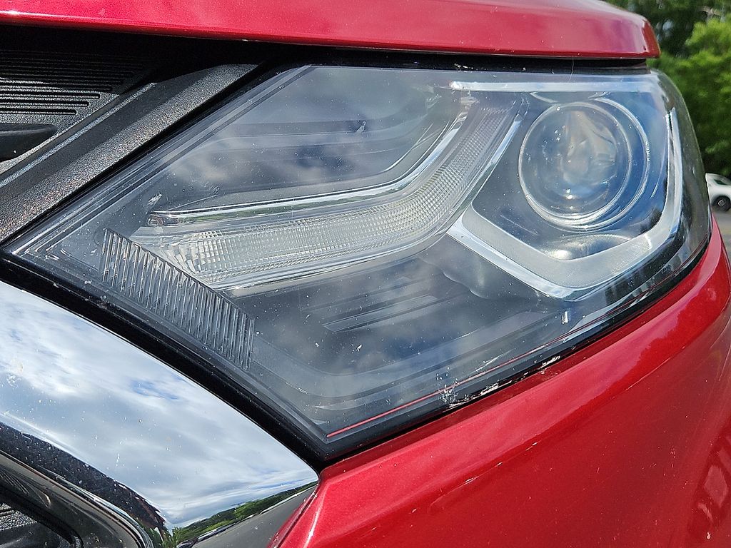 Thumbnail: 2019 Chevrolet Equinox - 20