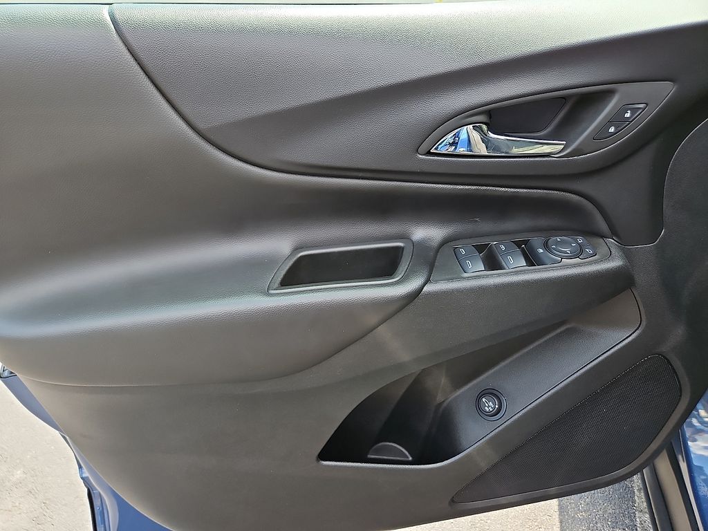 Thumbnail: 2024 Chevrolet Equinox - 22
