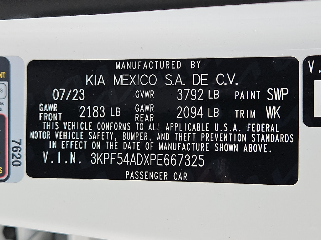 Thumbnail: 2023 Kia Forte - 17