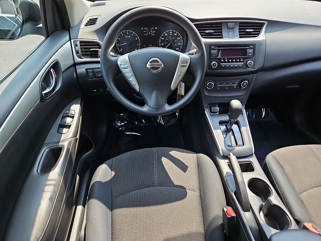 Thumbnail: 2016 Nissan Sentra - 2