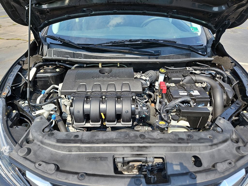 Thumbnail: 2016 Nissan Sentra - 9