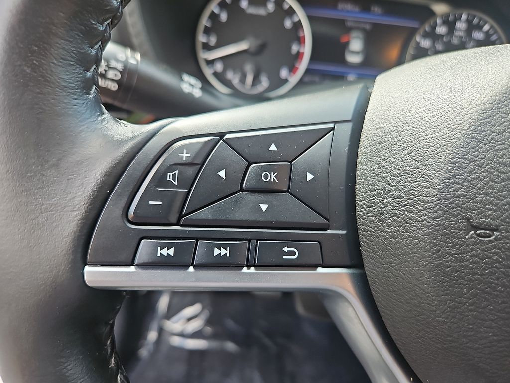Thumbnail: 2021 Nissan Sentra - 21