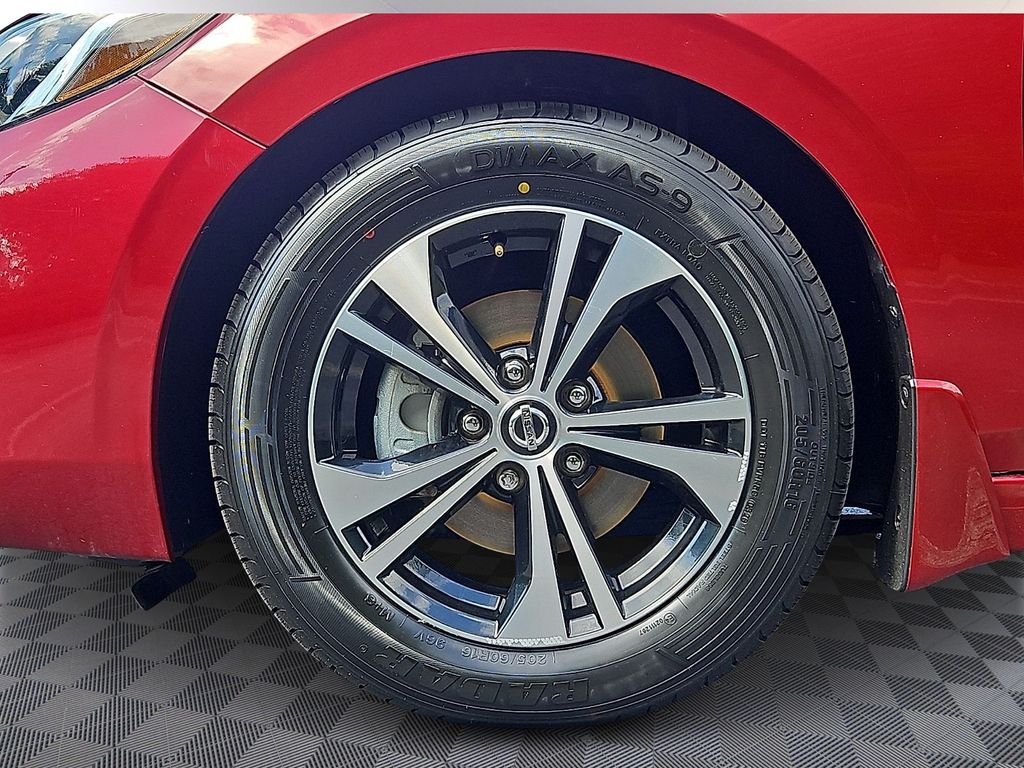Thumbnail: 2021 Nissan Sentra - 8