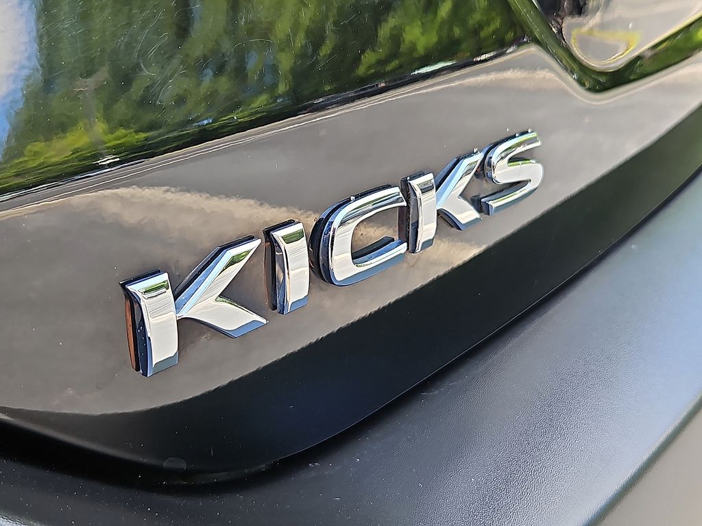 Thumbnail: 2020 Nissan Kicks - 7