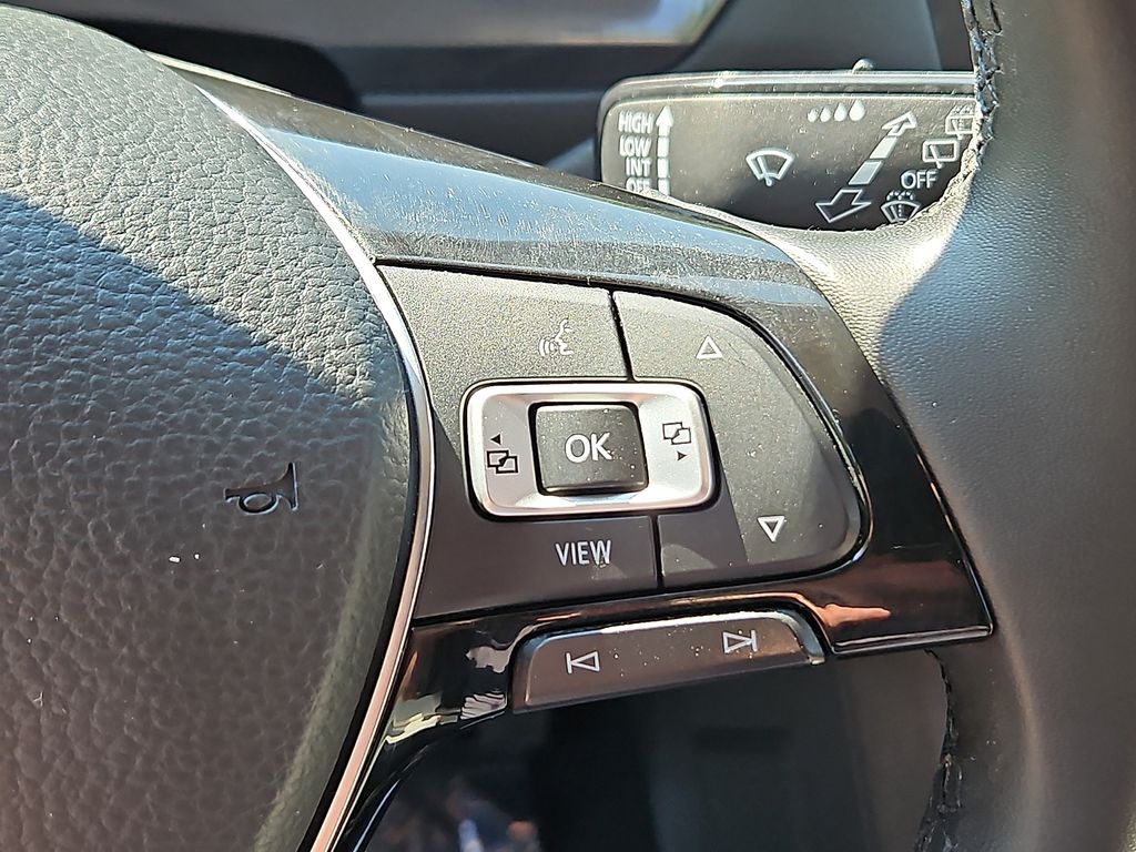 Thumbnail: 2020 Volkswagen Tiguan - 20