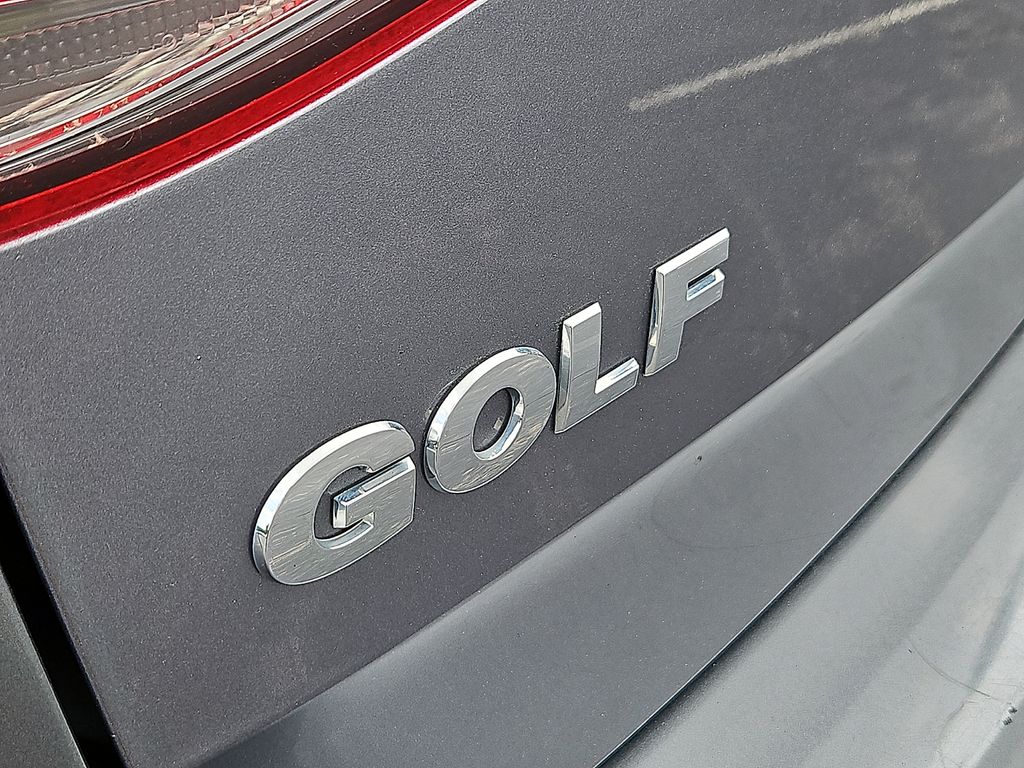 Thumbnail: 2015 Volkswagen Golf - 7