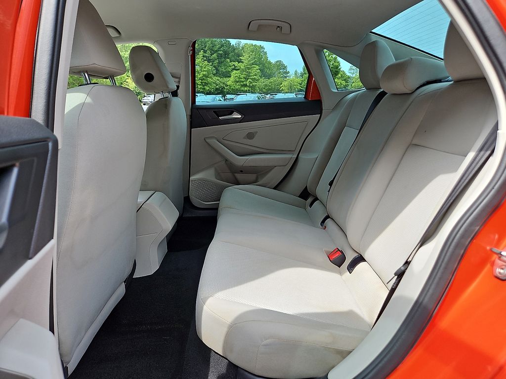 Thumbnail: 2019 Volkswagen Jetta - 12