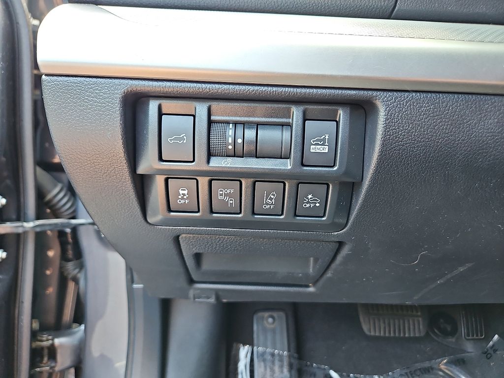 Thumbnail: 2018 Subaru Outback - 30
