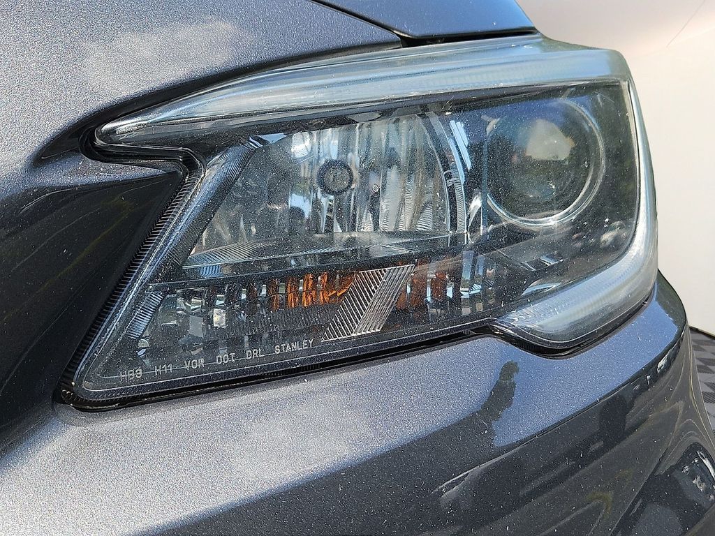 Thumbnail: 2018 Subaru Outback - 17