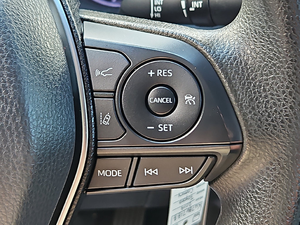Thumbnail: 2019 Toyota Camry - 26