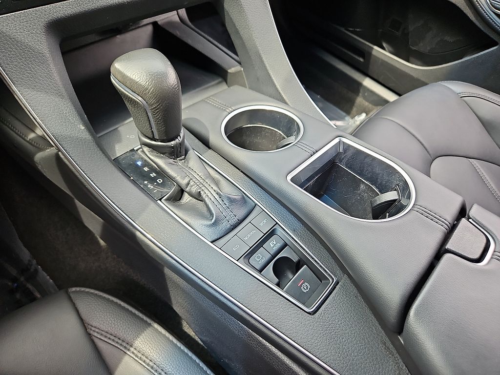 Thumbnail: 2019 Toyota Avalon - 14