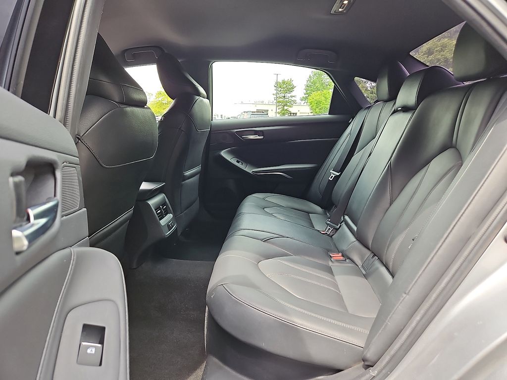 Thumbnail: 2019 Toyota Avalon - 12