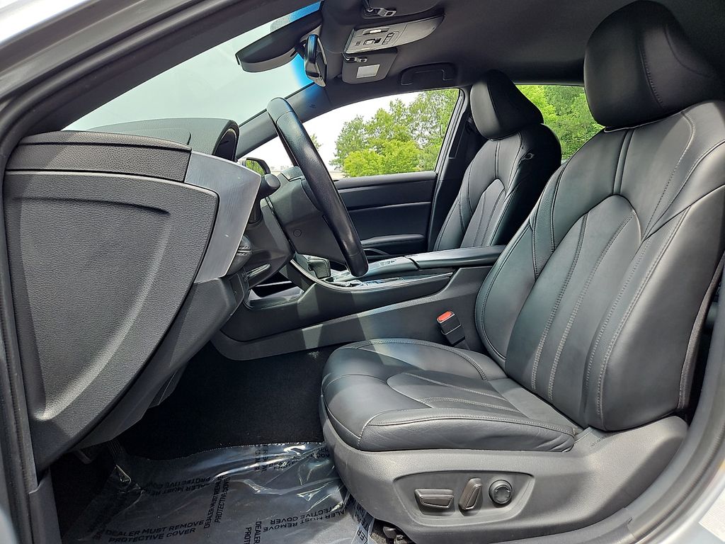 Thumbnail: 2019 Toyota Avalon - 11