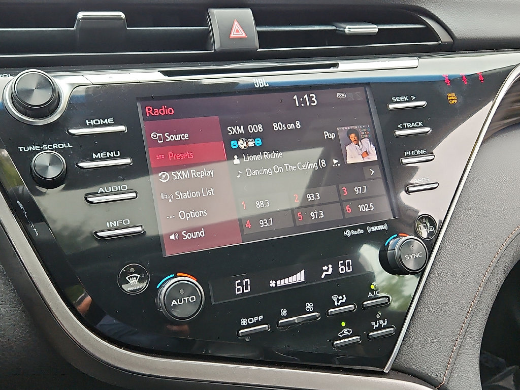 Thumbnail: 2018 Toyota Camry - 12