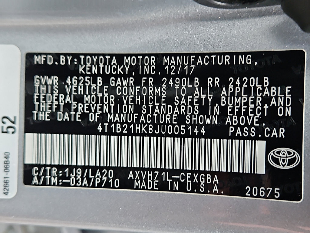 Thumbnail: 2018 Toyota Camry - 16