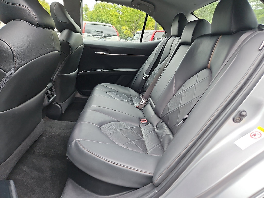 Thumbnail: 2018 Toyota Camry - 11