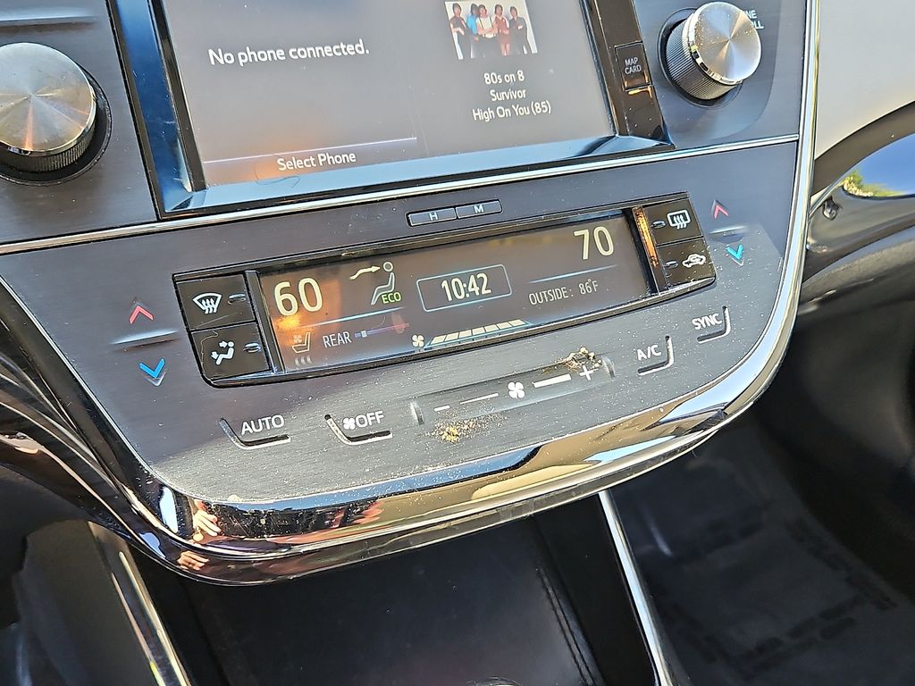 Thumbnail: 2015 Toyota Avalon - 12