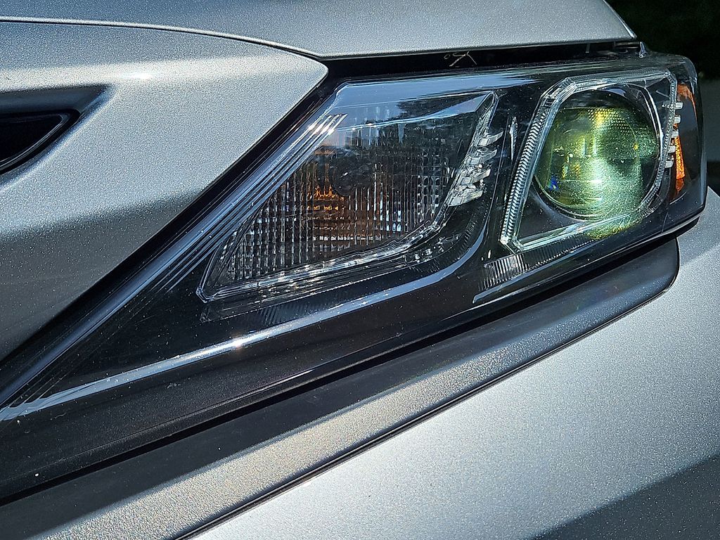 Thumbnail: 2023 Toyota Camry - 20
