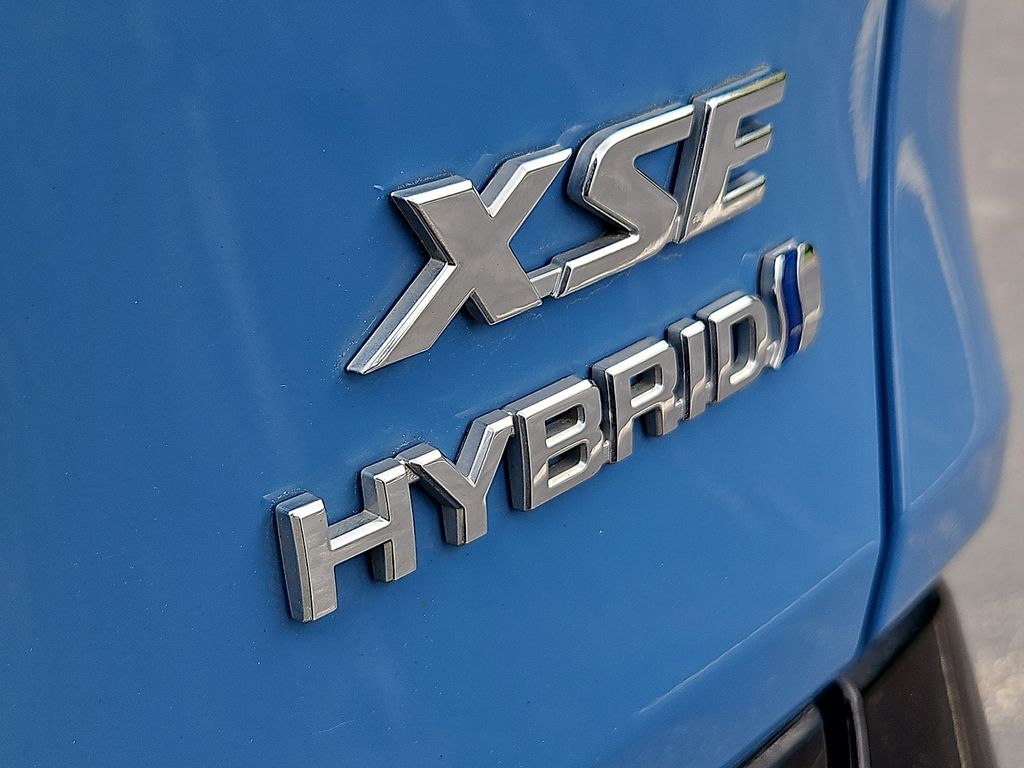 Thumbnail: 2022 Toyota RAV4 - 27