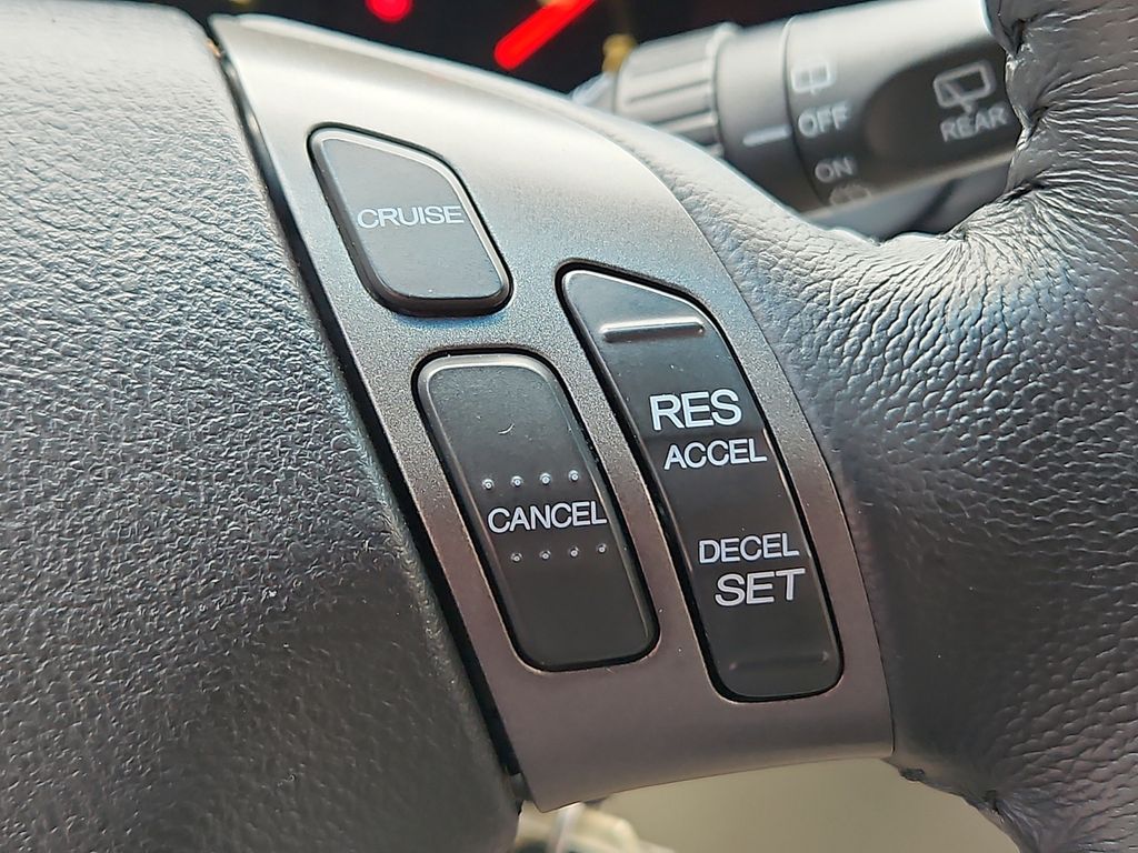 Thumbnail: 2010 Honda Odyssey - 26