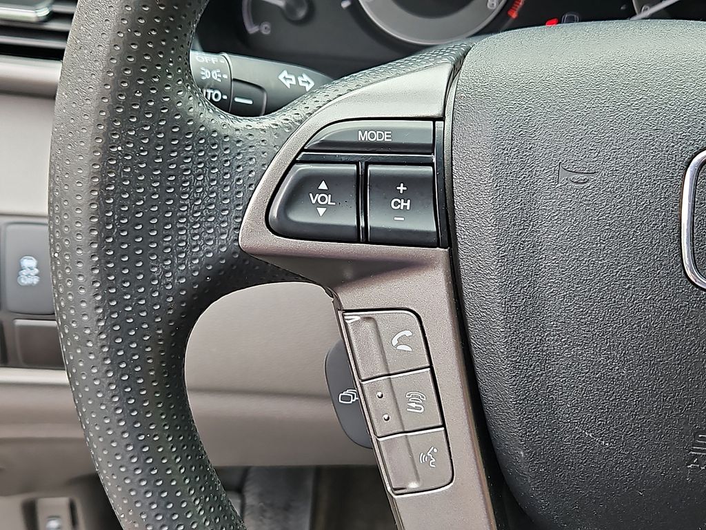 Thumbnail: 2015 Honda Odyssey - 26