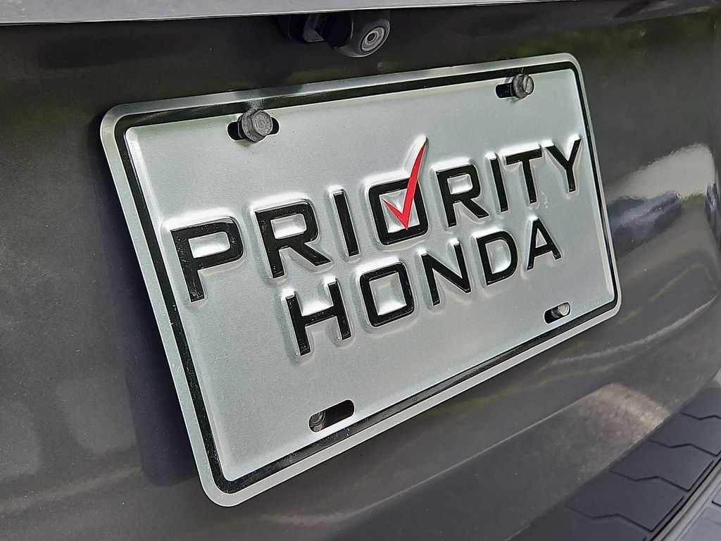 Thumbnail: 2015 Honda Odyssey - 30