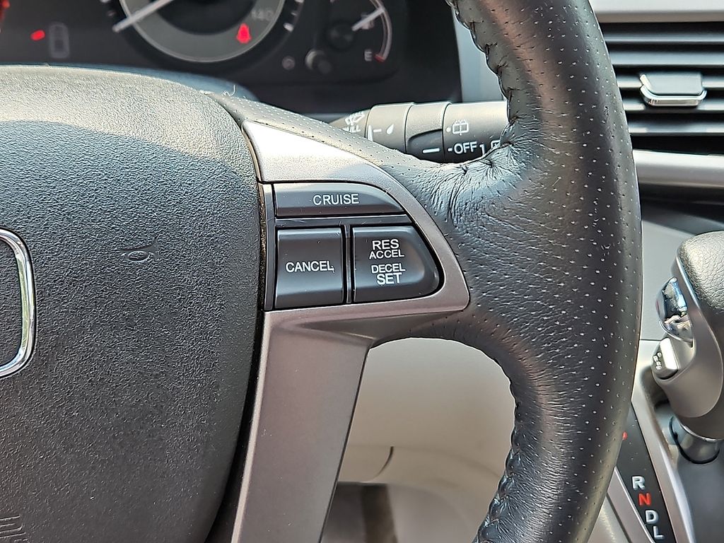 Thumbnail: 2014 Honda Odyssey - 28