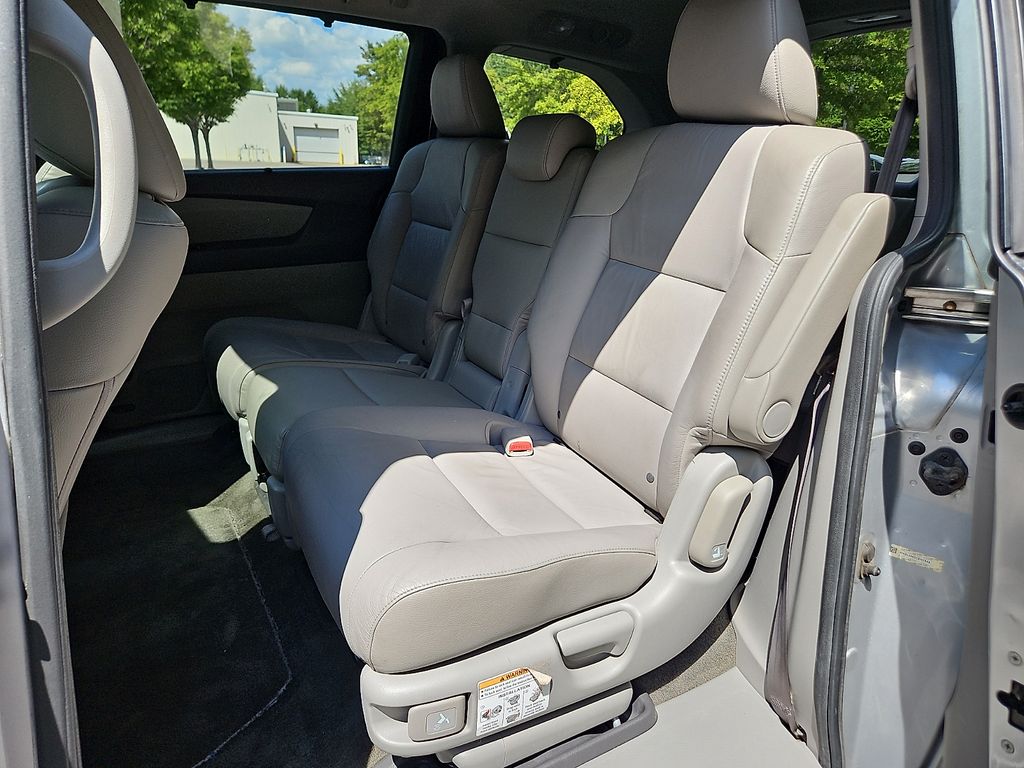 Thumbnail: 2012 Honda Odyssey - 12